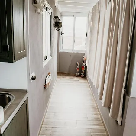 Casa Lara, Maretas Daire